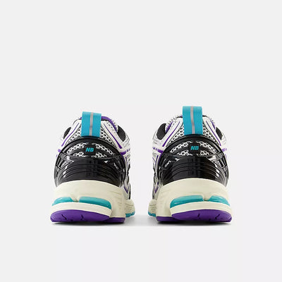 NEW BALANCE White avec virtual blue et prism purple 1906R