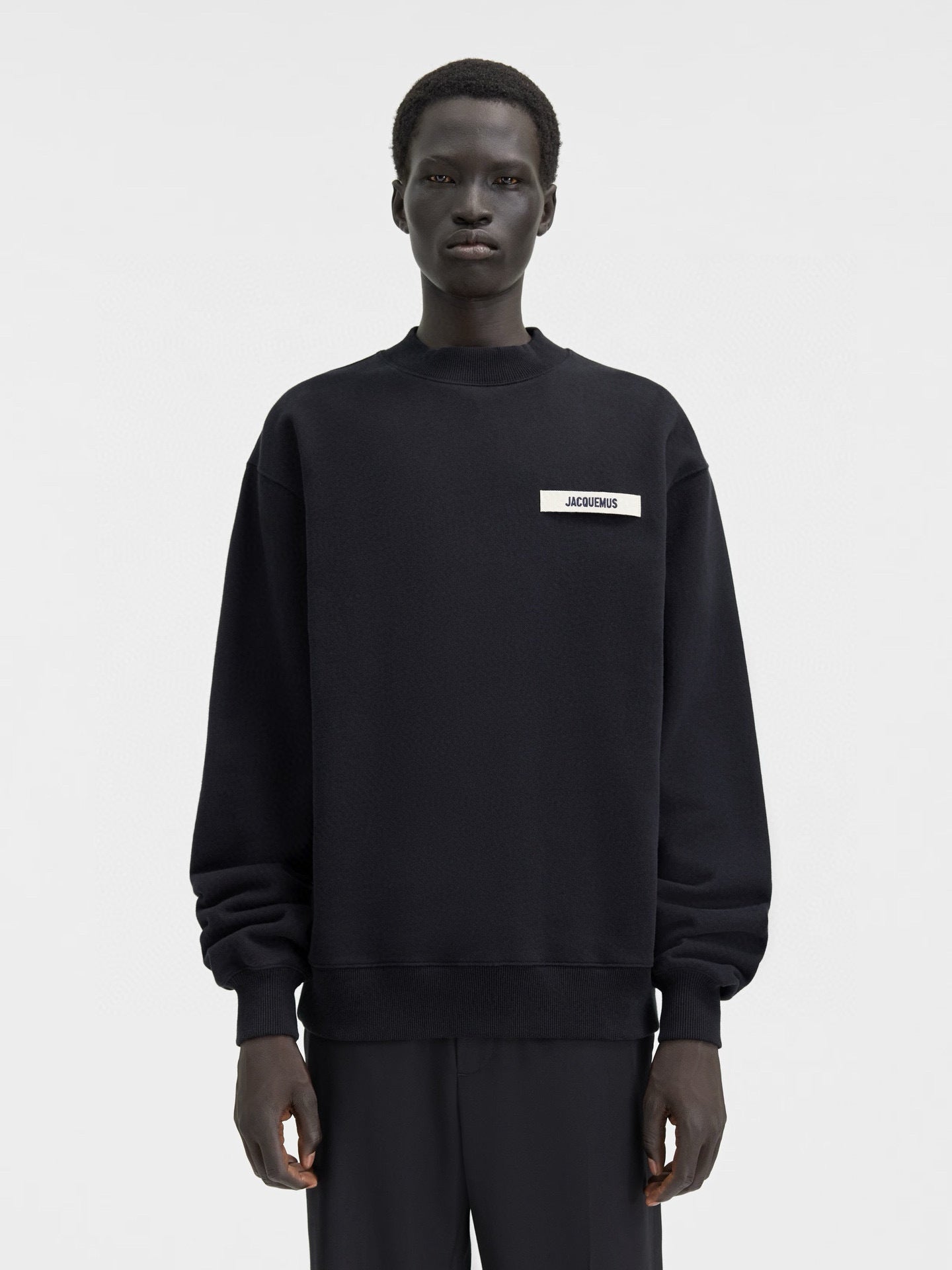 Jacquemus Sweatshirt Noir (vente privée)
