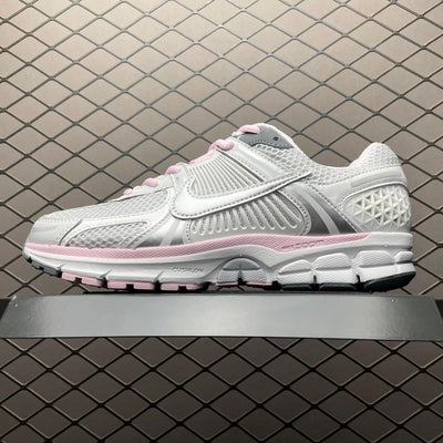 Zoom Vomero 5 White Pink