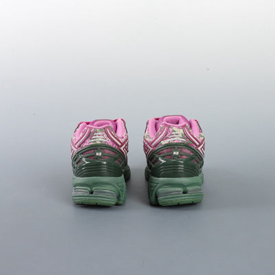 1906R New Balance Pink green