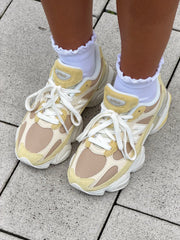 New Balance 9060R — Beige/Yellow
