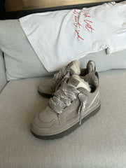 UGG Lowmel Gray