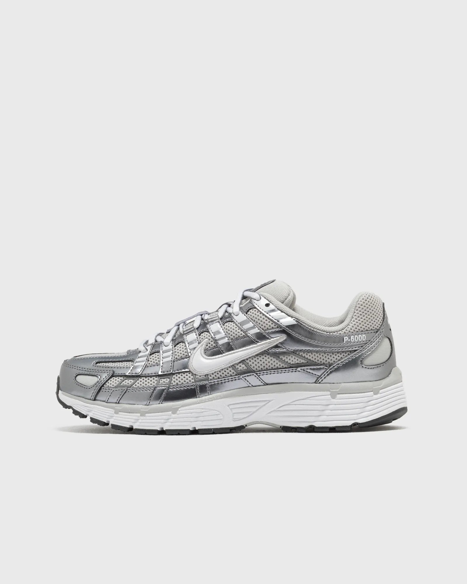 Nike P6000 Metallic