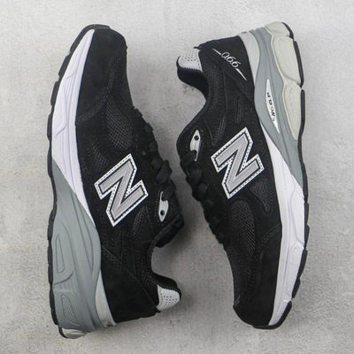 New Balance 990 V3 Black White