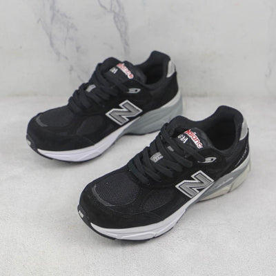 New Balance 990 V3 Black White