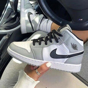 Sneakers - Gray Air Jordan