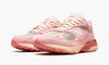 Lila’s sneakers 933 New Balance