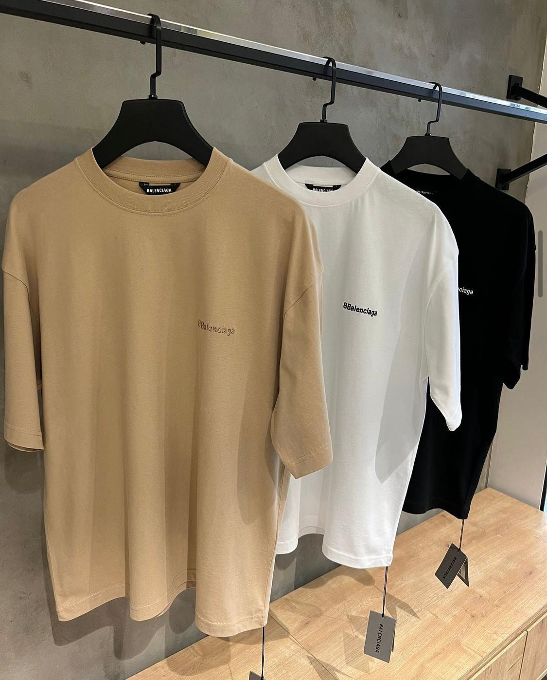 1 t shirt