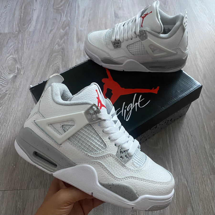 Sneakers - Jordan Retro 4 Gray