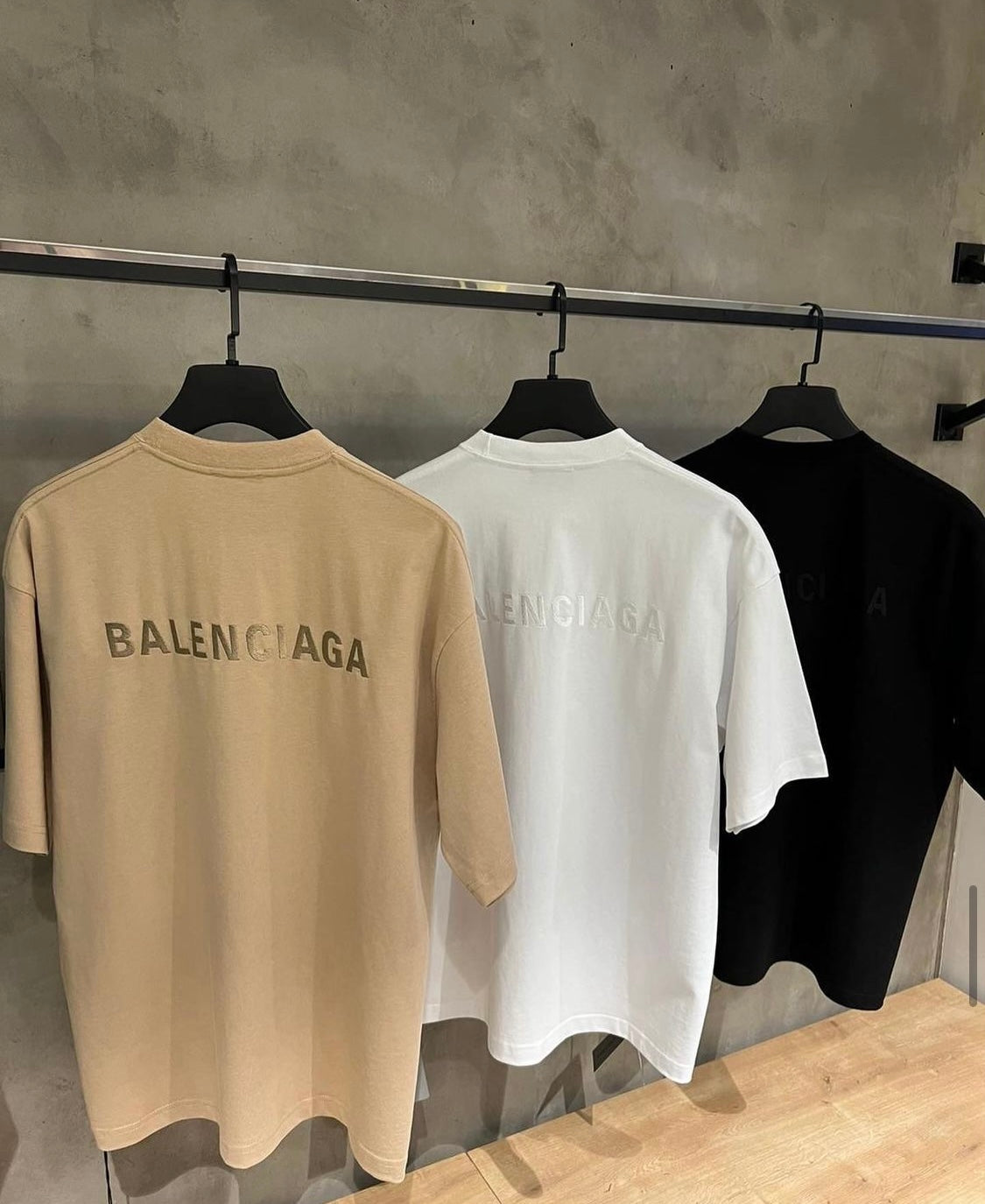 1 t shirt